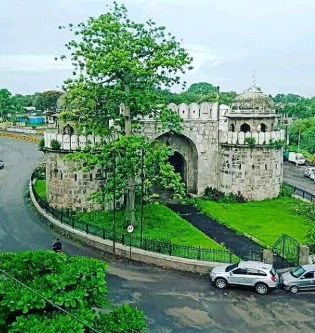 Himayat Bagh, Aurangabad (Chhatrapati Sambhaji Nagar), Maharashtra - Vushii.com Himayat Bagh, Aurangabad (Chhatrapati Sambhaji Nagar), Maharashtra - Vushii.com